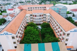 Trường THCS & THPT Lê Lợi